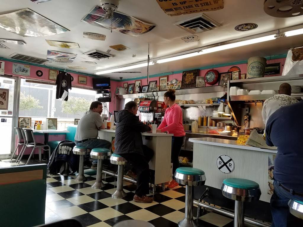 Rock-Cola 50s Cafe | cafe | 5730 S Brookville Rd, Indianapolis, IN 46219, USA | 3173572233 OR +1 317-357-2233