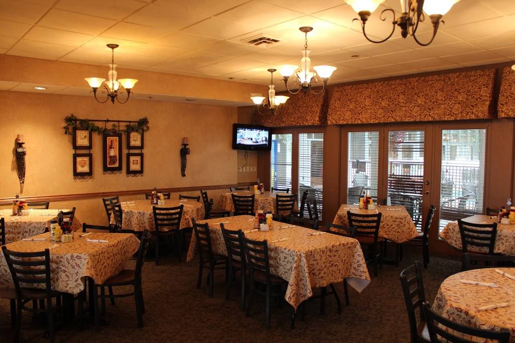 Goodfellows Restaurant | restaurant | 1359 Hoban St, Mackinac Island, MI 49757, USA | 9068470260 OR +1 906-847-0260