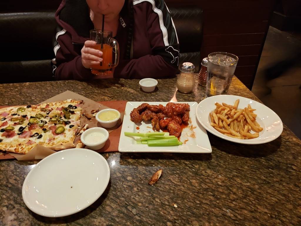 BJs Restaurant & Brewhouse | restaurant | 385 Sun Valley Mall, Concord, CA 94520, USA | 9258491090 OR +1 925-849-1090