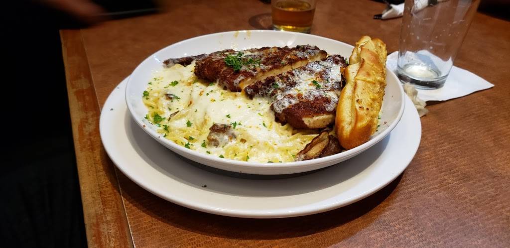 4th & Mill Local Bar & Grill | restaurant | 11260 Fourth St, Rancho Cucamonga, CA 91730, USA | 9097589115 OR +1 909-758-9115