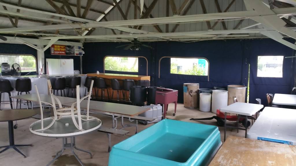 House of Lawrence | restaurant | 22709 Oak Grove Rd, Harvard, IL 60033, USA | 8159436225 OR +1 815-943-6225