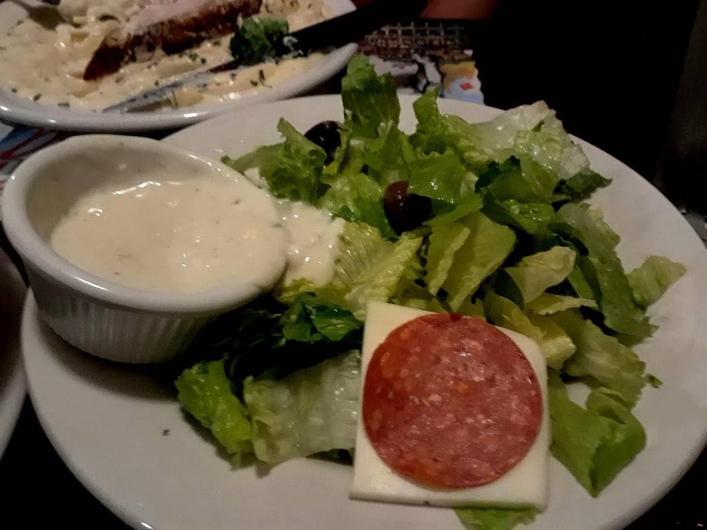 Mias | restaurant | 800 Clinton St, Waukesha, WI 53186, USA | 2625476504 OR +1 262-547-6504