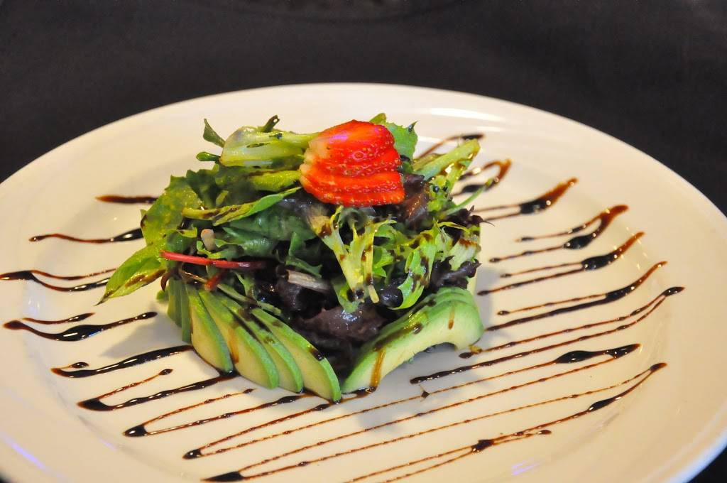 Umi Sushi and Lounge | restaurant | 109 W Joliet St, Crown Point, IN 46307, USA | 2192627652 OR +1 219-262-7652