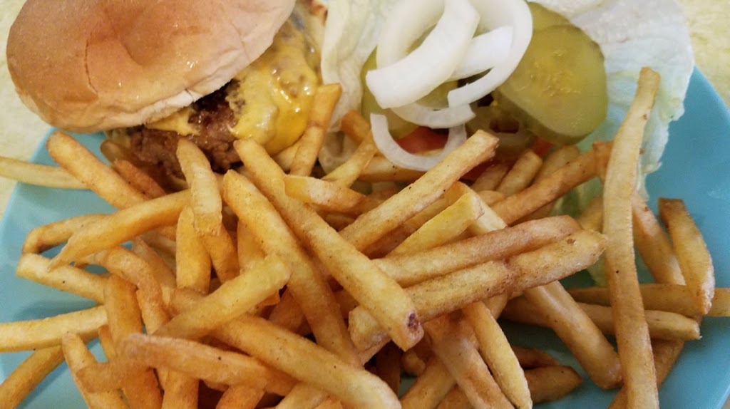 Hometown Cafe | cafe | 11 N Center St, Barnes, KS 66933, USA | 7857634560 OR +1 785-763-4560