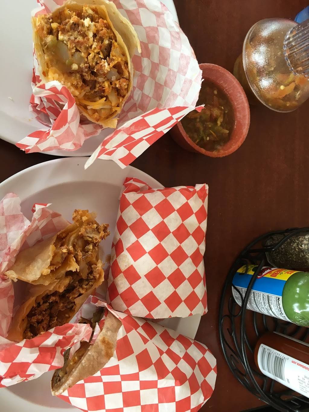 Mariscos Acalpulco | restaurant | 1927, 2201 W Seminary Dr, Fort Worth, TX 76115, USA | 6823129600 OR +1 682-312-9600