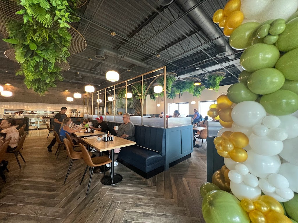 The cracked Egg | restaurant | 7050 W 63rd St, Chicago, IL 60638, USA | 7734983669 OR +1 773-498-3669