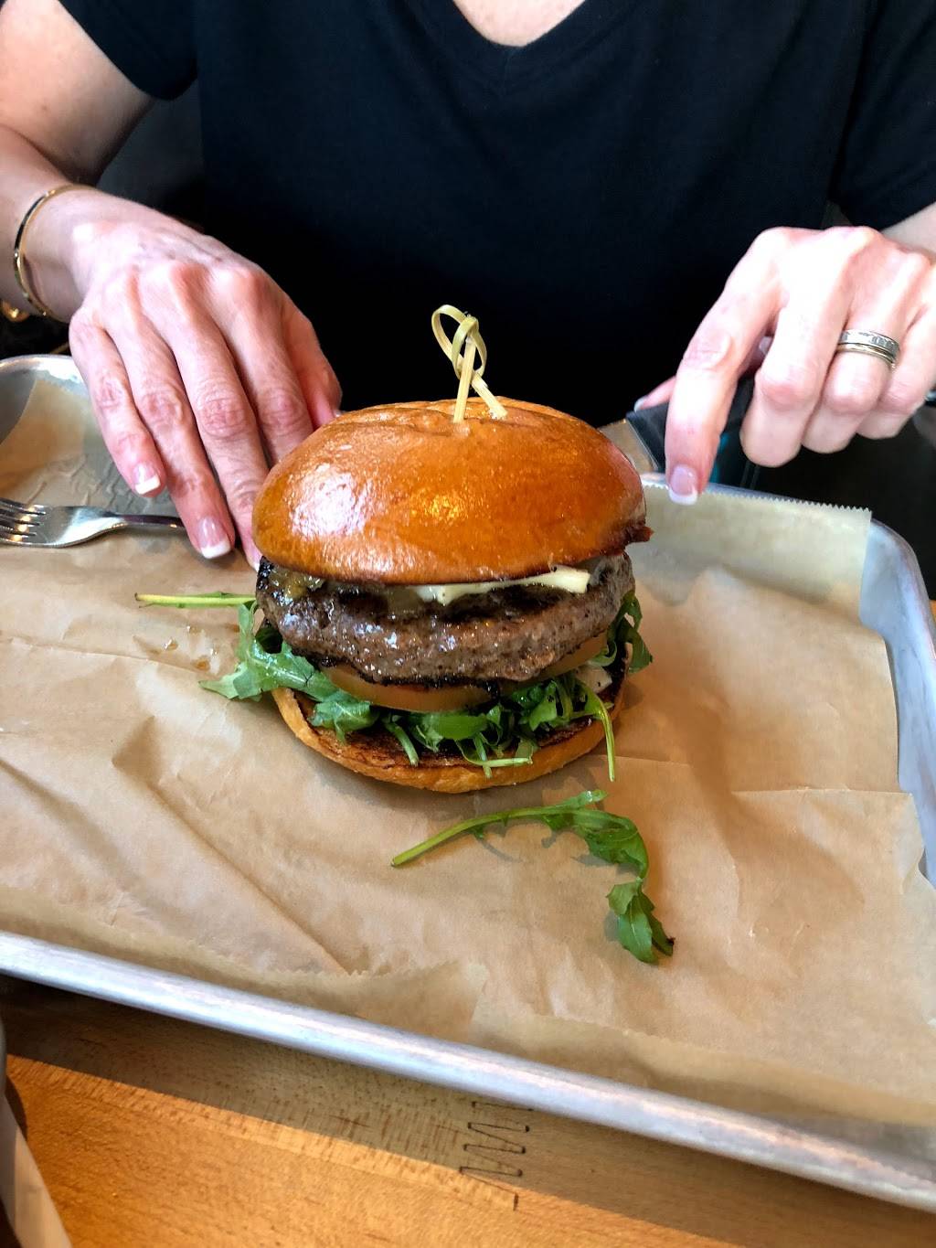 Hopdoddy Burger Bar | restaurant | 3030 El Camino Real, Tustin, CA 92782, USA | 7145052337 OR +1 714-505-2337