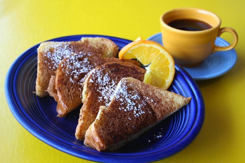 Village Cafe | cafe | 7918 WI-42, Egg Harbor, WI 54209, USA | 9208683342 OR +1 920-868-3342