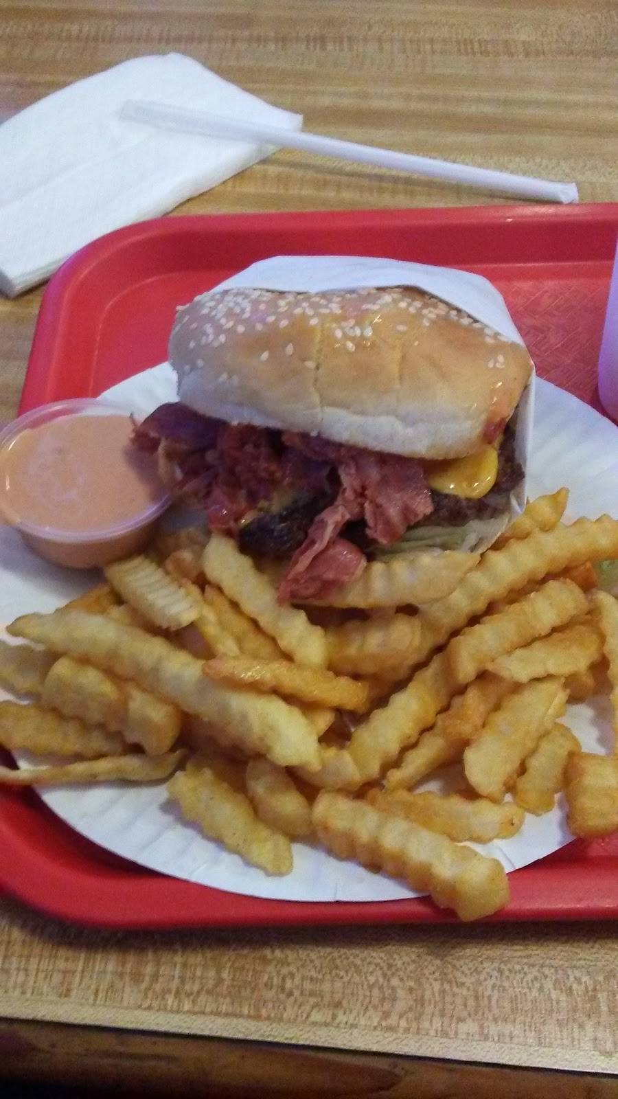 Peppis | restaurant | 17670 E Foothill Blvd, Fontana, CA 92335, USA | 9098224888 OR +1 909-822-4888