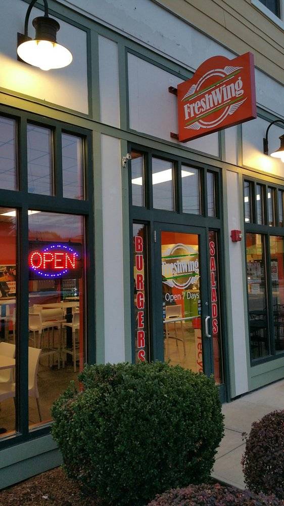 FreshWing of Hudson | restaurant | 246 Main St, Hudson, MA 01749, USA | 9785689464 OR +1 978-568-9464