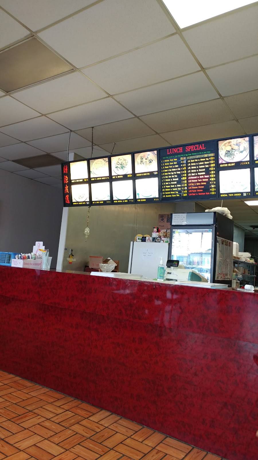 Great Wall Take-Out & Eat-In | restaurant | 645 W Main St # B, Danville, VA 24541, USA | 4347931477 OR +1 434-793-1477