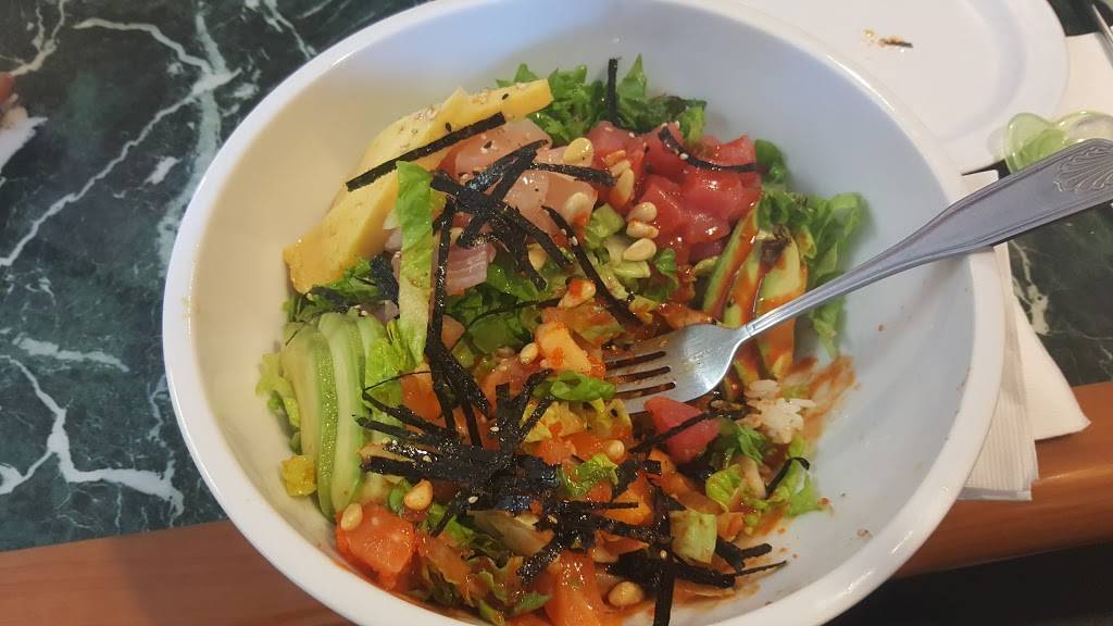 FlyingFish Sushi Bar & Grill | restaurant | 5719 N 26th St Suite B, Tacoma, WA 98407, USA | 2532121432 OR +1 253-212-1432