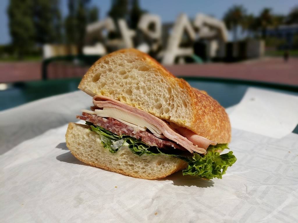 Boudin Bakery Cafe | bakery | 4 Embarcadero Center, Justin, Herman Plaza, San Francisco, CA 94111, USA | 4153623330 OR +1 415-362-3330