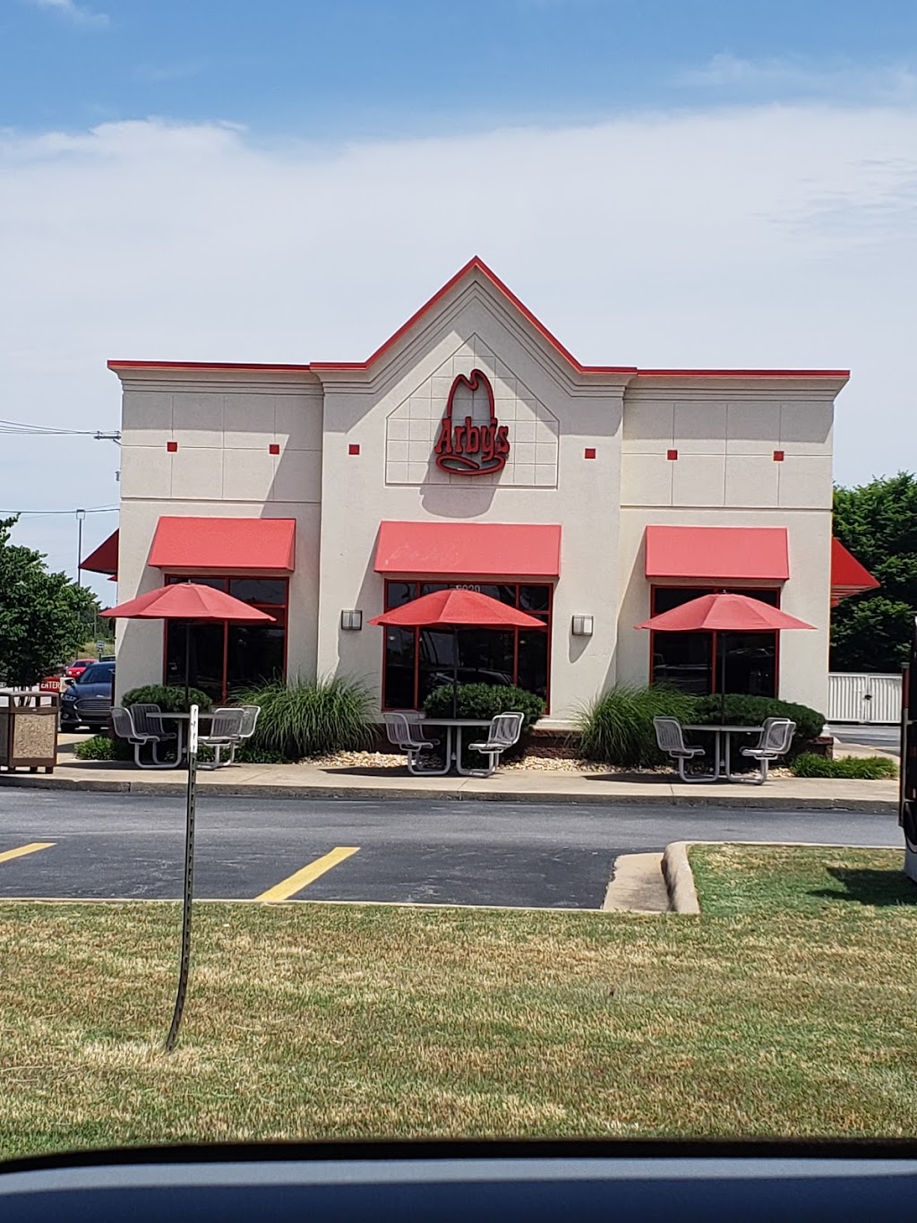 Arbys | meal takeaway | 3929 W Walnut St, Rogers, AR 72756, USA | 4796330092 OR +1 479-633-0092