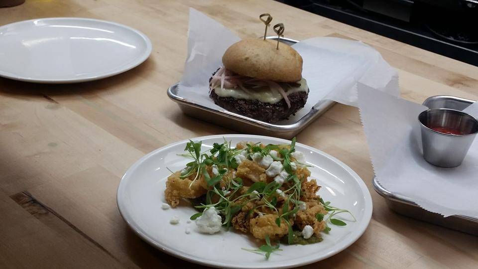 Corner on Union | restaurant | 2727, 120 W Union St, Athens, OH 45701, USA | 7404475121 OR +1 740-447-5121