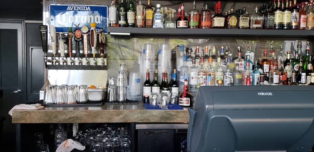 Tommy Joes | restaurant | 7940 Norfolk Ave, Bethesda, MD 20814, USA | 3016543801 OR +1 301-654-3801