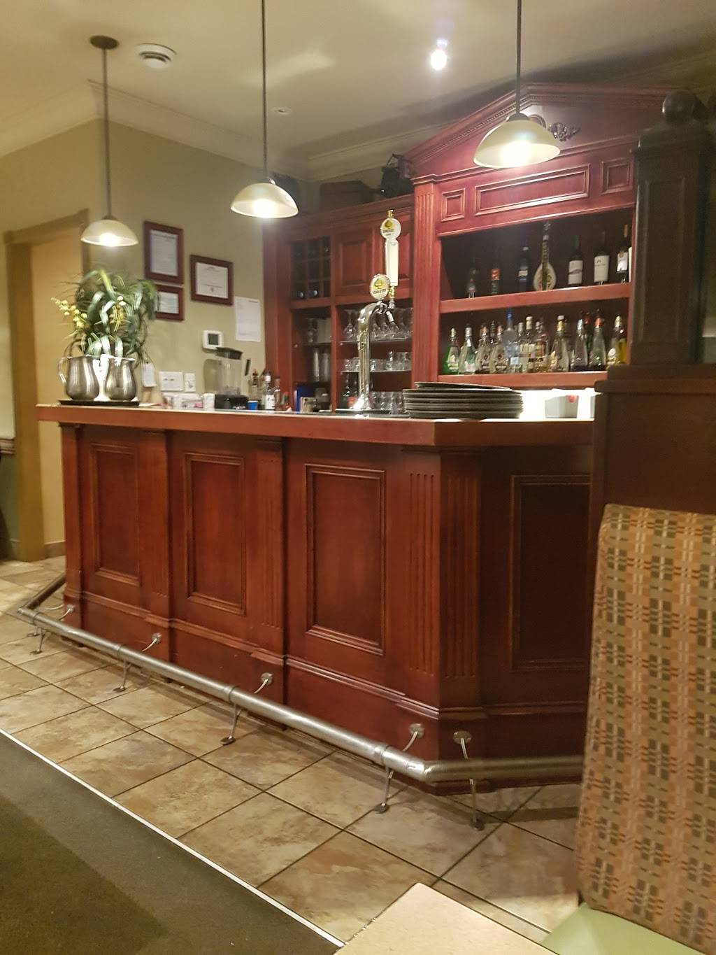 Vitos Pizzeria Restaurant & Dining Lounge | restaurant | 36 Prince Edward St, Brighton, ON K0K 1H0, Canada | 6134750568 OR +1 613-475-0568