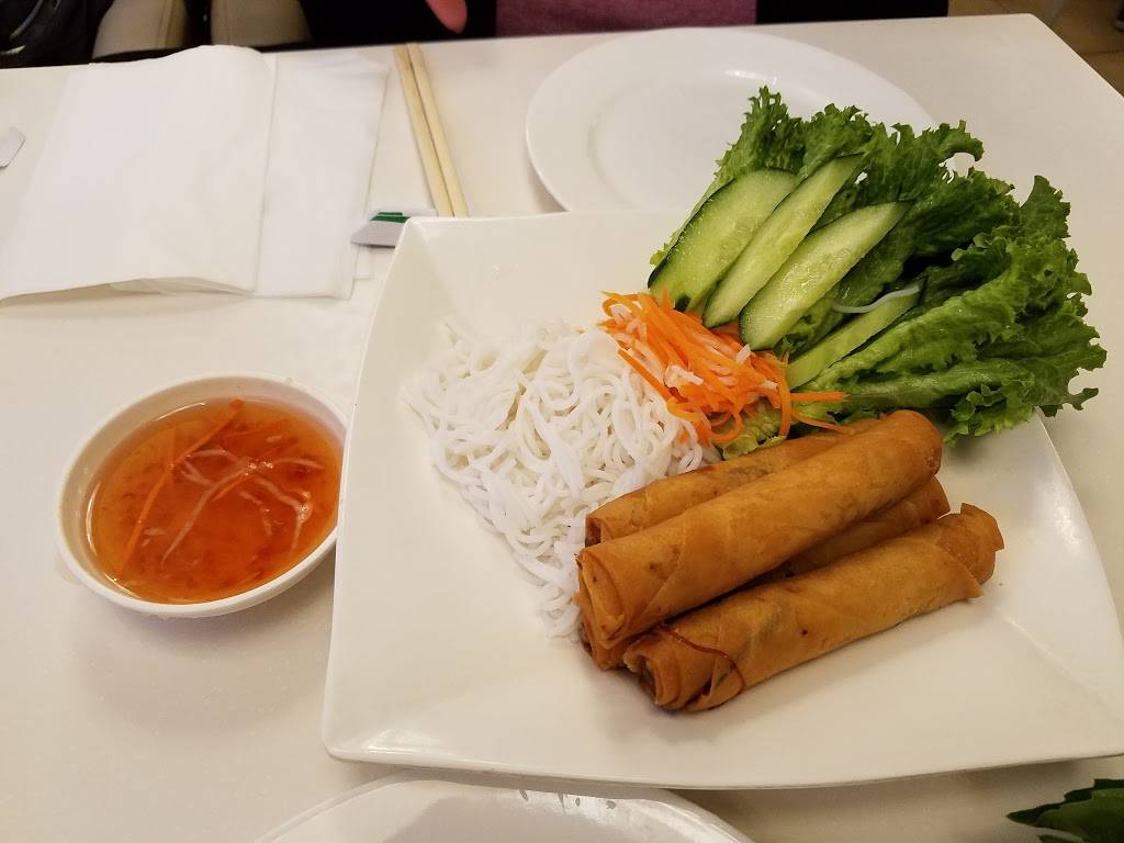 Fairwood Drive Inn & Pho 27 | restaurant | 3221 Waialae Ave # 21, Honolulu, HI 96816, USA | 8087396688 OR +1 808-739-6688