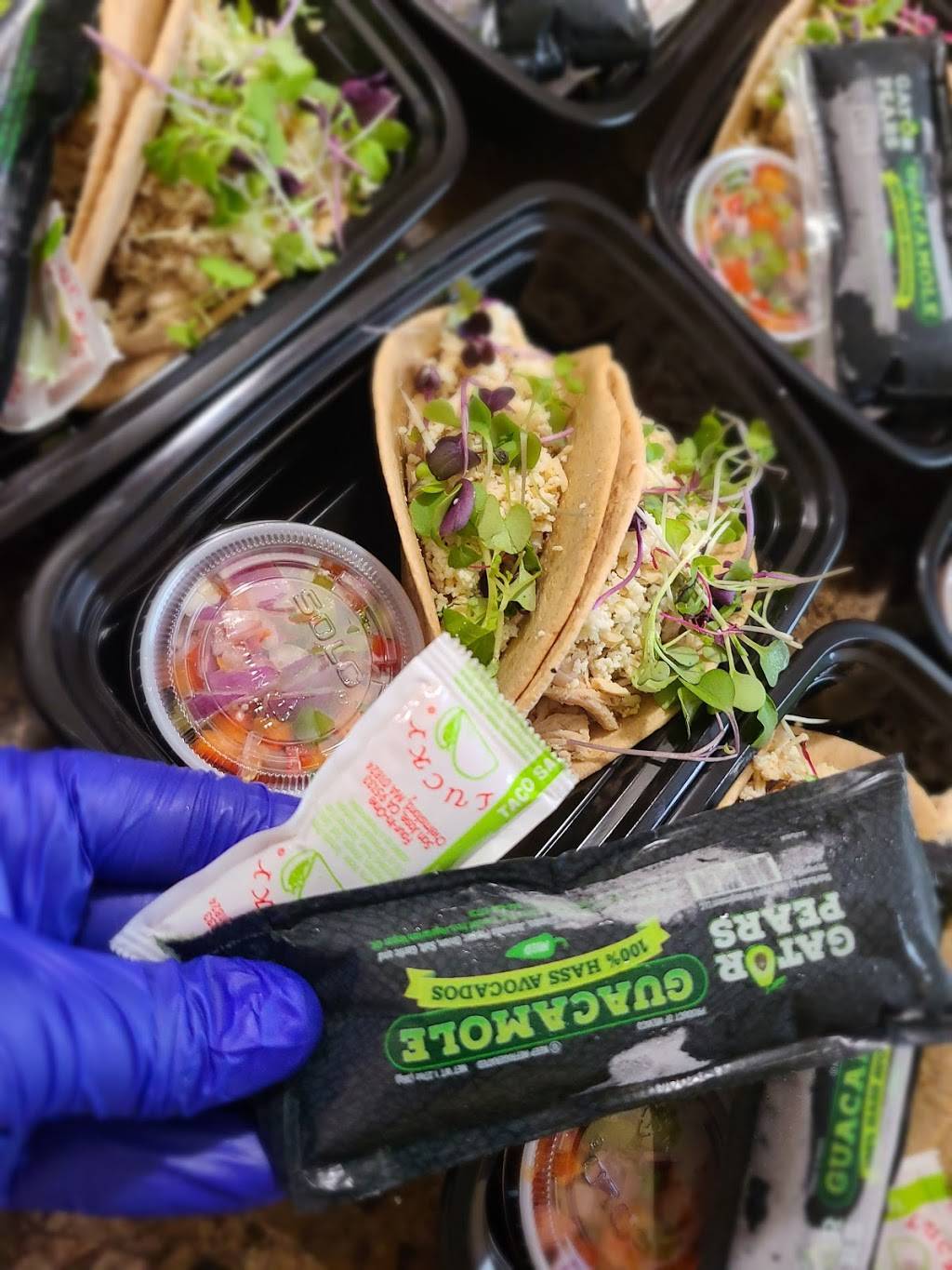 Ketoland and Cafeteria Serie 54 | restaurant | 2867 Webster Ave, The Bronx, NY 10458, USA | 7186844743 OR +1 718-684-4743