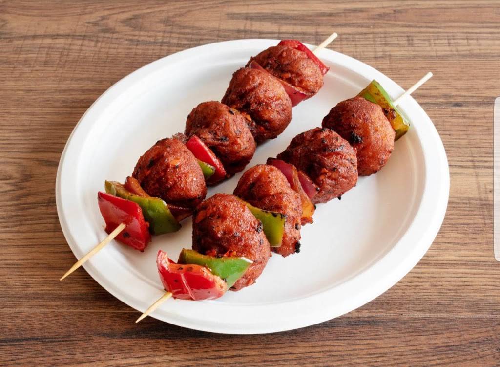 Momo Crave | restaurant | 38-07 69th St, Woodside, NY 11377, USA | 7182551714 OR +1 718-255-1714