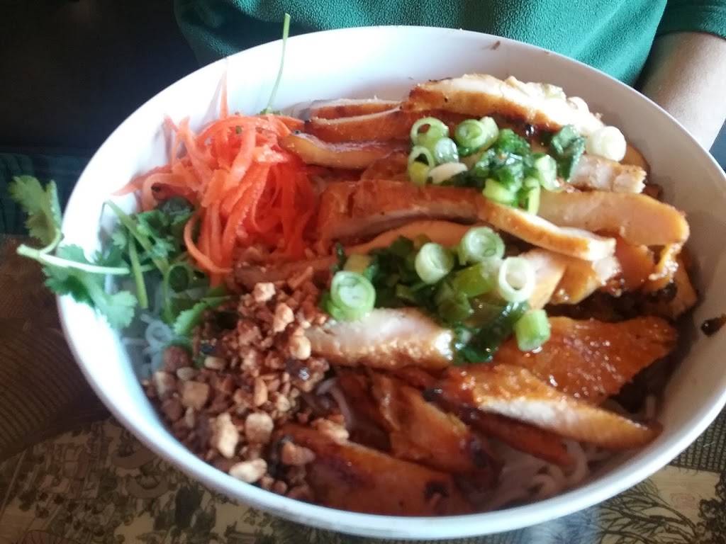 Rice Noodle | restaurant | 2836 Arden Way, Sacramento, CA 95825, USA | 9164813726 OR +1 916-481-3726