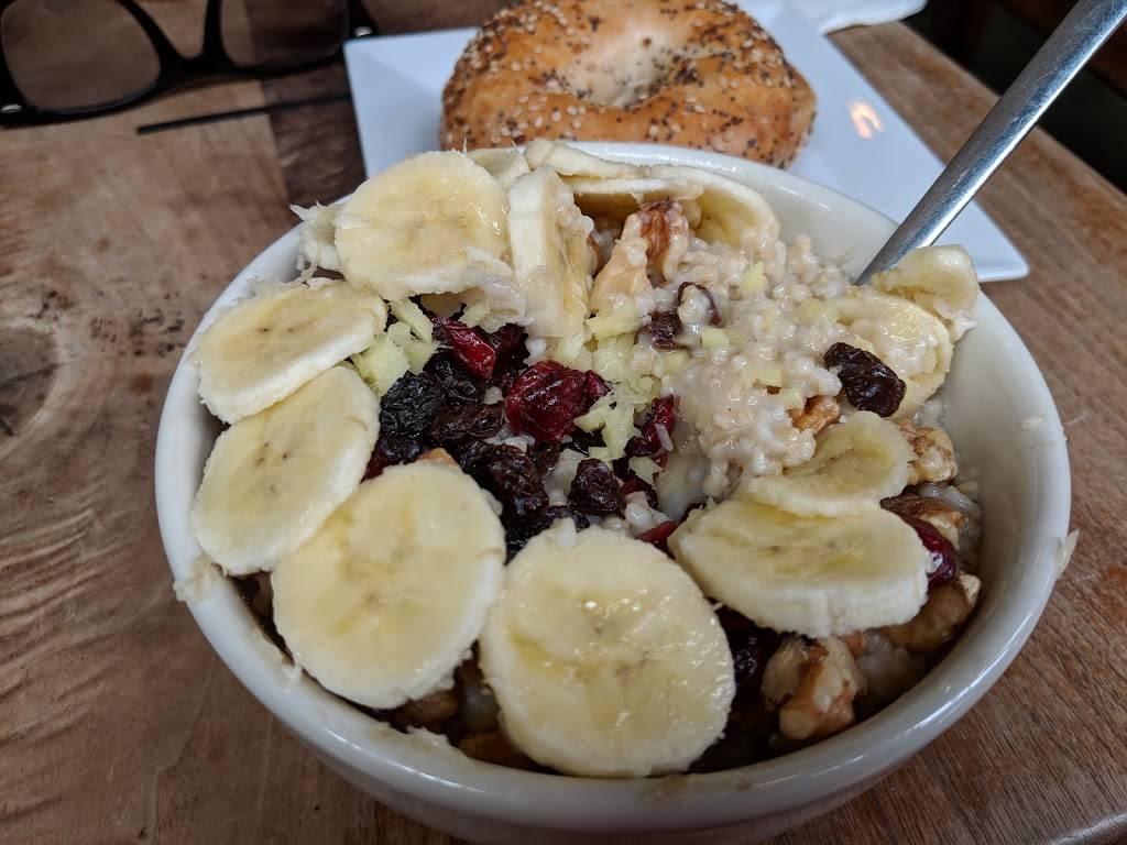 11th Street Cafe | cafe | 327 W 11th St, New York, NY 10014, USA | 6466924455 OR +1 646-692-4455