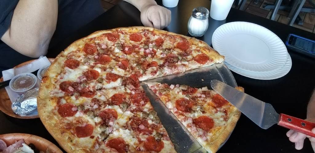 Westshore Pizza | restaurant | 11212 W Hillsborough Ave, Tampa, FL 33635, USA | 8138149049 OR +1 813-814-9049