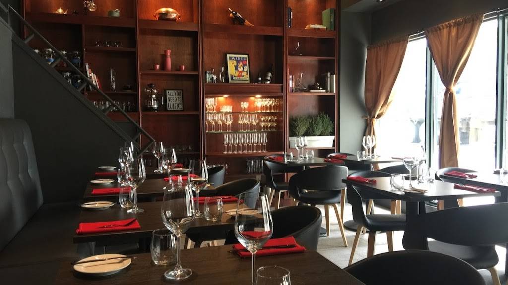 El Tenedor Restaurant | restaurant | 909 Yonge St, Toronto, ON M4W 2H2, Canada | 4169238888 OR +1 416-923-8888