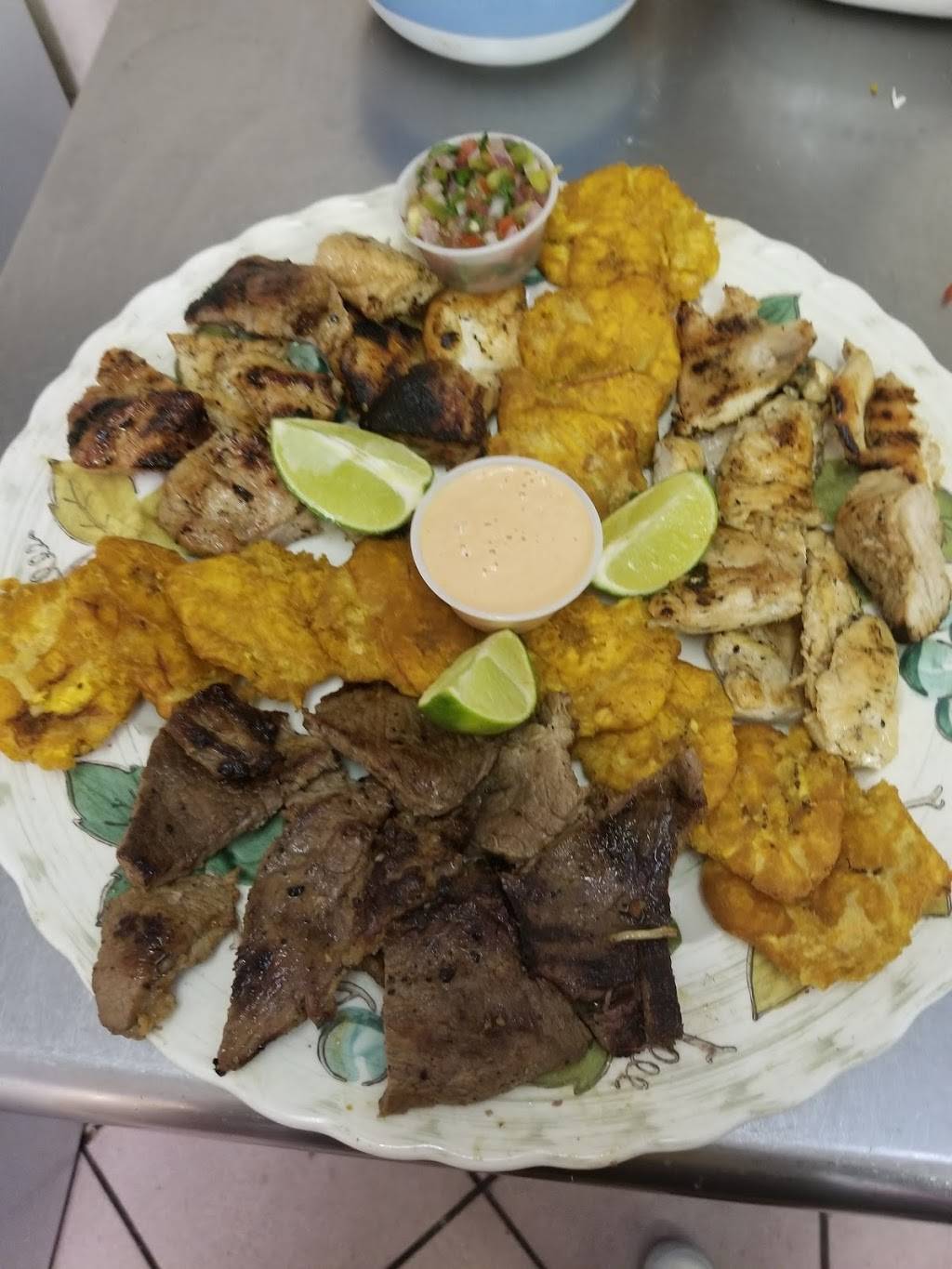 Honduras Restaurant | restaurant | 175 Manton Ave, Providence, RI 02909, USA | 4013310913 OR +1 401-331-0913