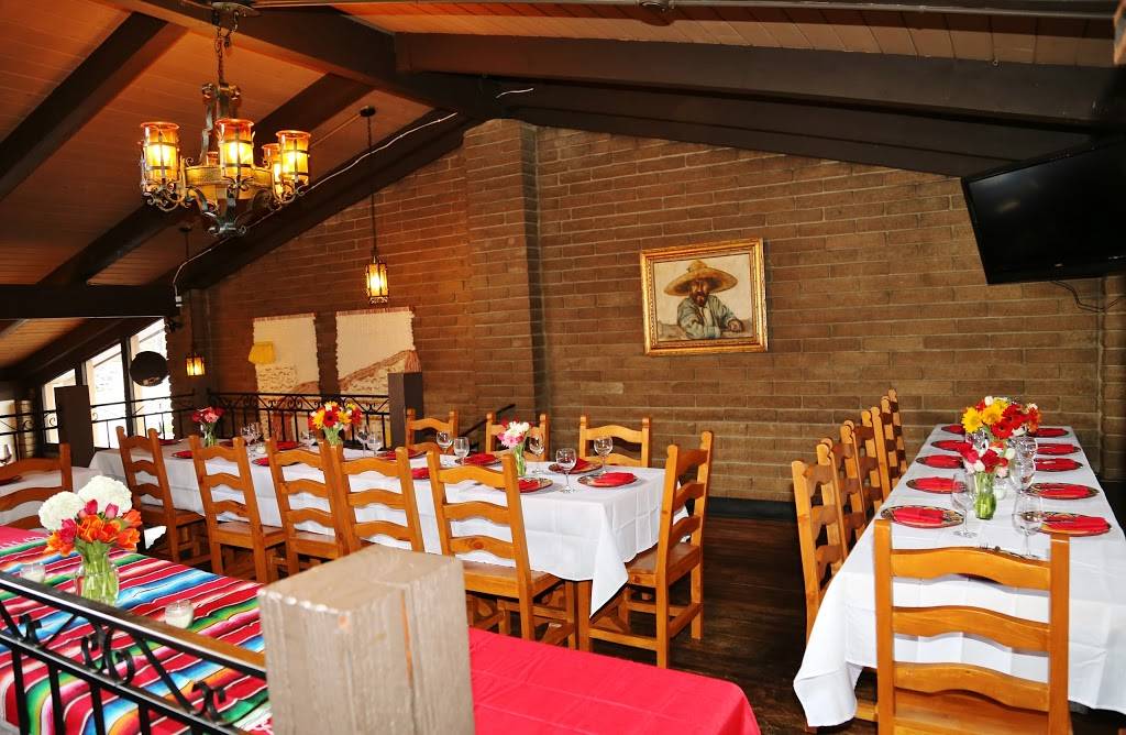 Little Onion Mexican Restaurant | restaurant | 110 W MacArthur Blvd, Santa Ana, CA 92707, USA | 7149791144 OR +1 714-979-1144