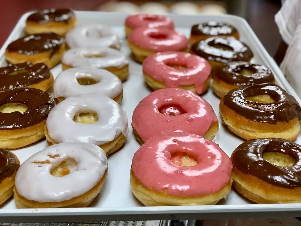 City Donuts | bakery | 746 Peoria St, Aurora, CO 80011, USA | 3033674603 OR +1 303-367-4603