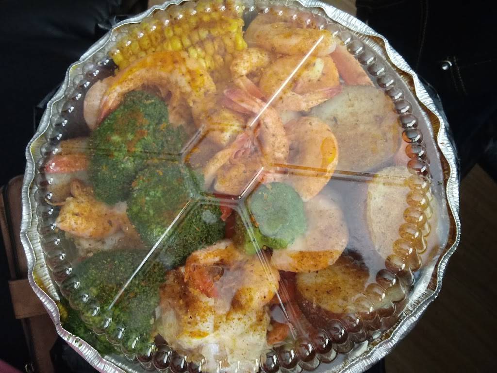 Kims Crab House | restaurant | 705 Avenue of the States, Chester, PA 19013, USA | 6108744940 OR +1 610-874-4940