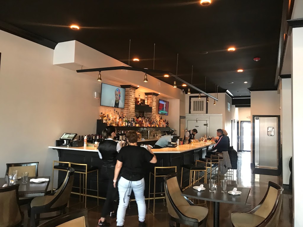 La Parra Restaurant & Bar | restaurant | 6710 Cermak Rd, Berwyn, IL 60402, USA | 7083175339 OR +1 708-317-5339