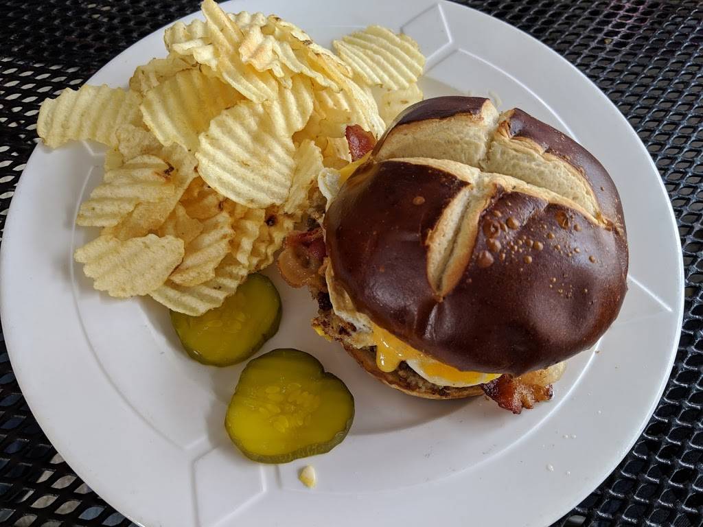 Washington Square Cafe & Catering | restaurant | 5981 N Jefferson St, Burlington, KY 41005, USA | 8595860120 OR +1 859-586-0120