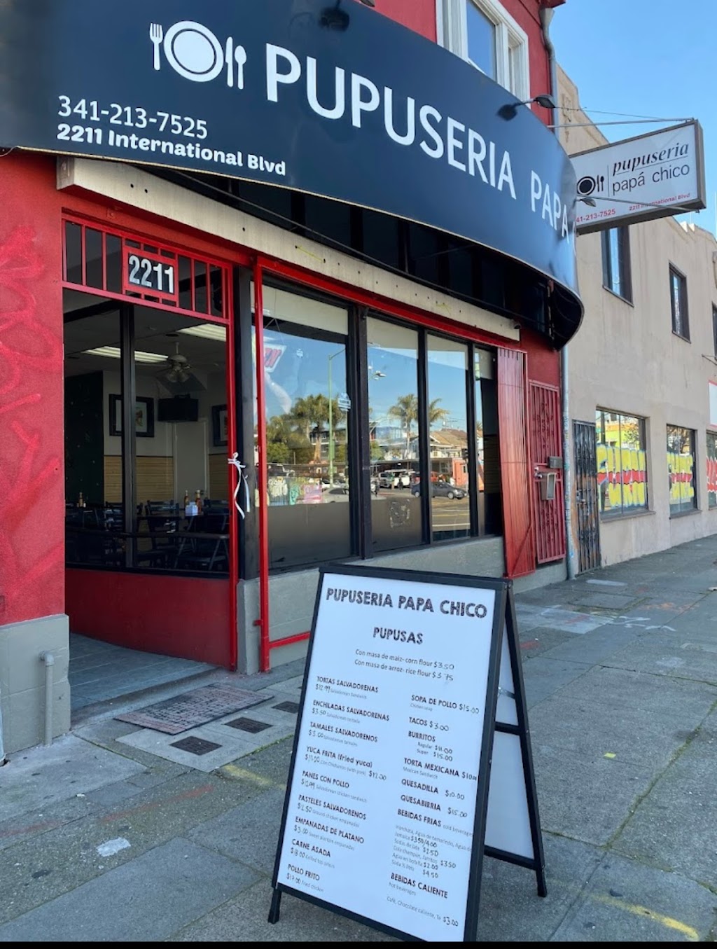 Pupuseria Papa Chico | restaurant | 2211 International Blvd, Oakland, CA 94606, USA | 3412137525 OR +1 341-213-7525