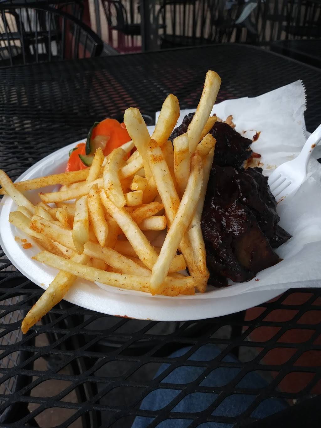 Grams BBQ | restaurant | 3527 Main St, Riverside, CA 92501, USA | 9517828219 OR +1 951-782-8219