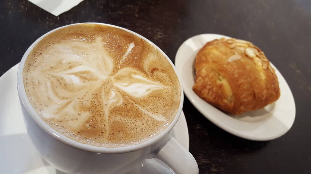 Black Cap Coffee & Beer - Espresso - Sandwiches - Craft Beer Sto | cafe | 144 Main St, Stowe, VT 05672, USA | 8022532123 OR +1 802-253-2123