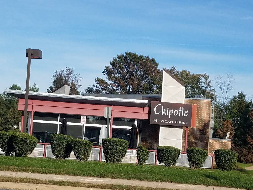 Chipotle Mexican Grill | restaurant | 9511 Liberia Ave, Manassas, VA 20110, USA | 7035300010 OR +1 703-530-0010