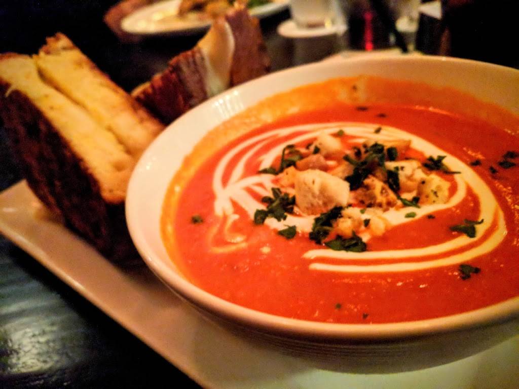 The Cellar Lounge | restaurant | 35001 Rancho California Rd, Temecula, CA 92591, USA | 9515876688 OR +1 951-587-6688