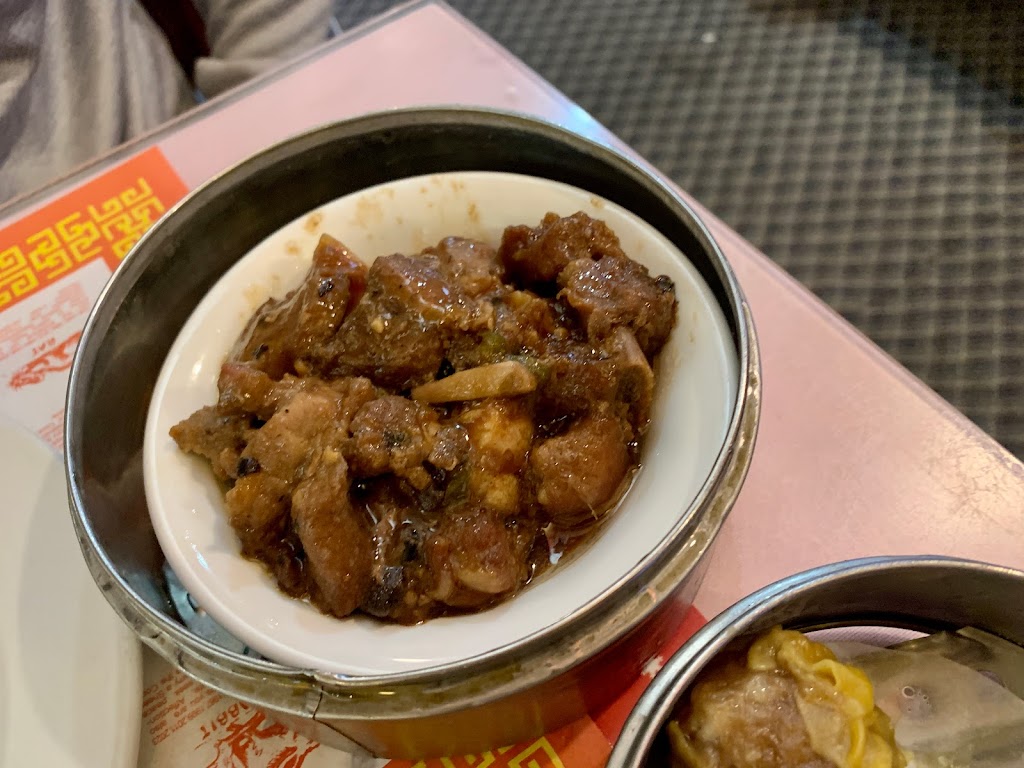 Toms Lotus Garden | restaurant | 822 S Broadway St, Wichita, KS 67211, USA | 3162638888 OR +1 316-263-8888