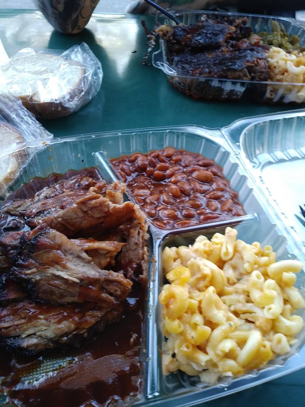 Everett & Jones Barbeque | restaurant | 1955 San Pablo Ave, Berkeley, CA 94702, USA | 5105488261 OR +1 510-548-8261