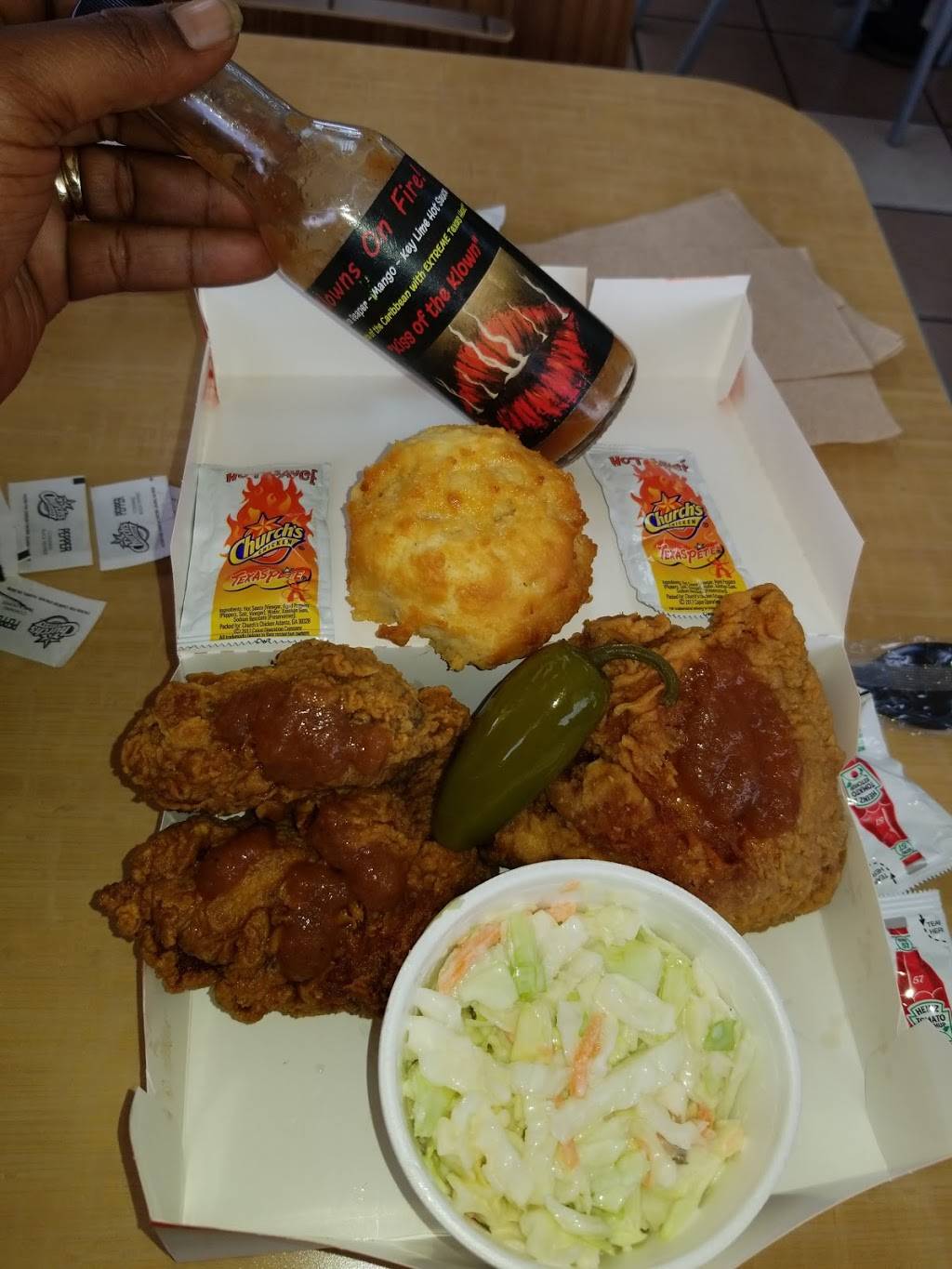 Churchs Chicken | restaurant | 11121 Fondren Rd, Houston, TX 77096, USA | 7139955412 OR +1 713-995-5412