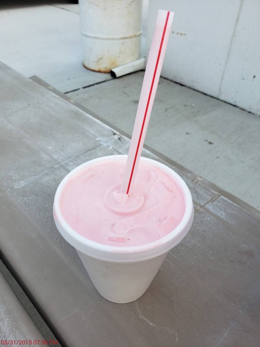 Fudgys Ice Cream | restaurant | 14725 Dix Toledo Rd, Southgate, MI 48195, USA | 7342850855 OR +1 734-285-0855