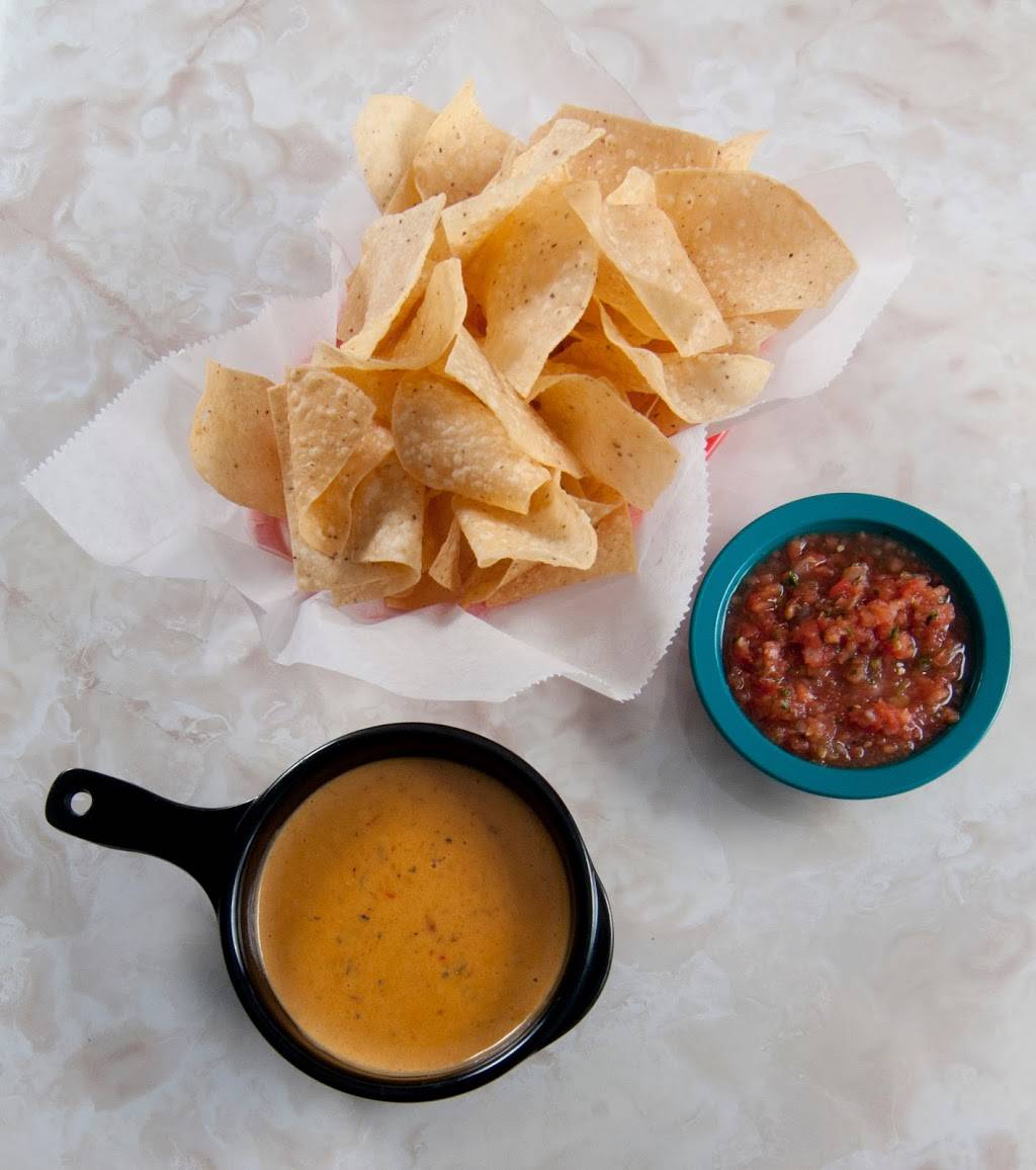 Chuys | restaurant | 499 S Vance St, Lakewood, CO 80226, USA | 7204609840 OR +1 720-460-9840