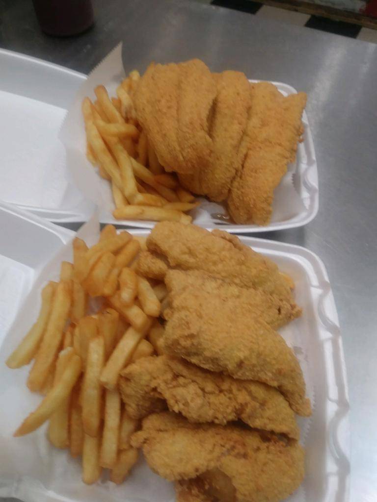 J&J Fish And Chicken | restaurant | 6814 S Stony Island Ave, Chicago, IL 60649, USA | 7736676617 OR +1 773-667-6617