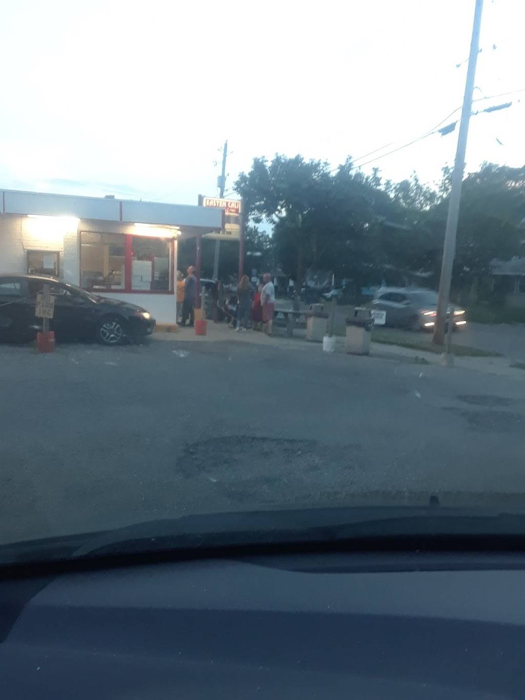 Easten Cali | restaurant | 2473 East Ave, Akron, OH 44314, USA | 3307453287 OR +1 330-745-3287