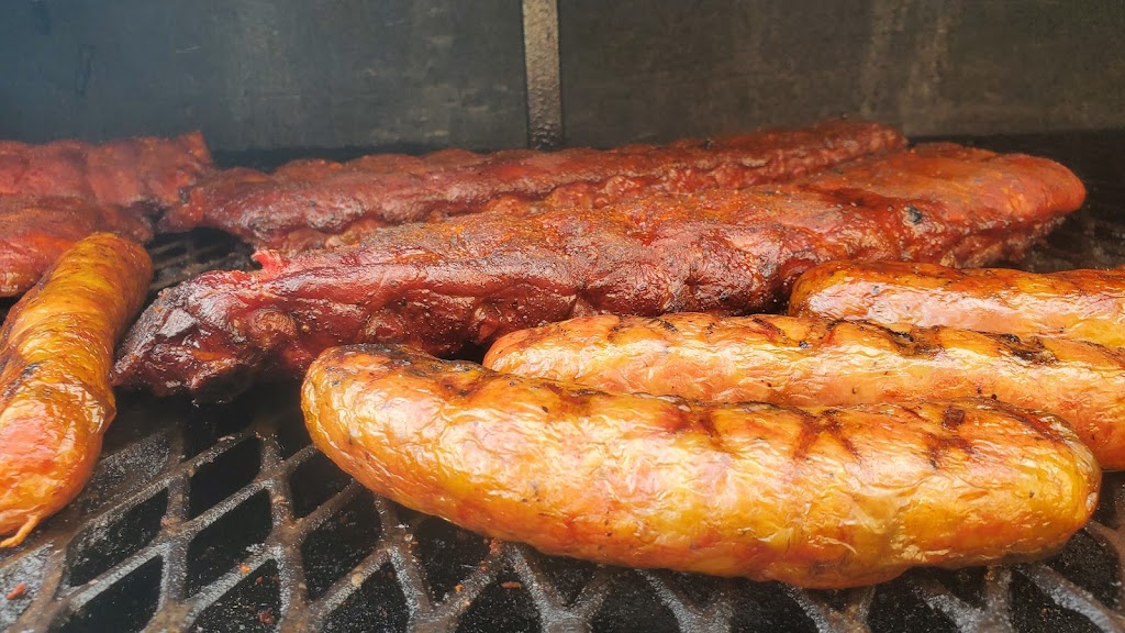 Big Eds Shed BBQ & Grill | restaurant | 1025 Wild Oak Dr, Lemont, IL 60439, USA | 7087056791 OR +1 708-705-6791