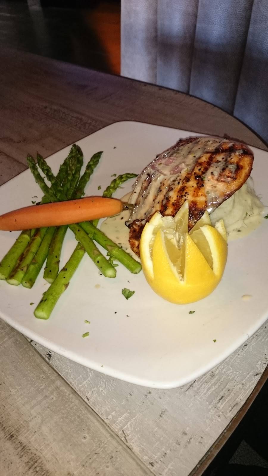 Black Bull Chop House | restaurant | 300 Pacific Coast Hwy, Huntington Beach, CA 92648, USA | 7149696700 OR +1 714-969-6700