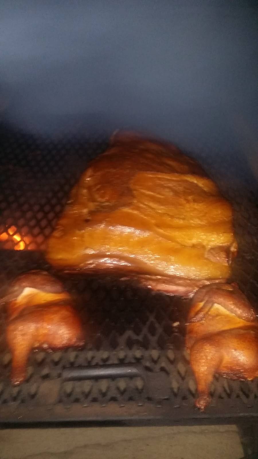 Daves BBQ | restaurant | 6938 Pembroke Rd, Hopkinsville, KY 42240, USA | 2704754010 OR +1 270-475-4010