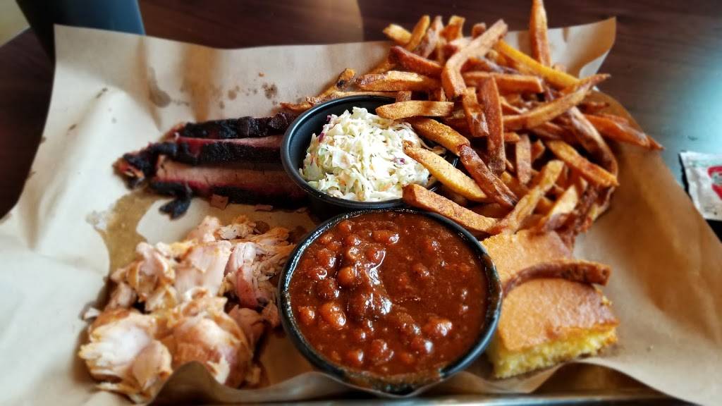MISSION BBQ | restaurant | 6430 Grand Ave #101, Gurnee, IL 60031, USA | 8472784577 OR +1 847-278-4577